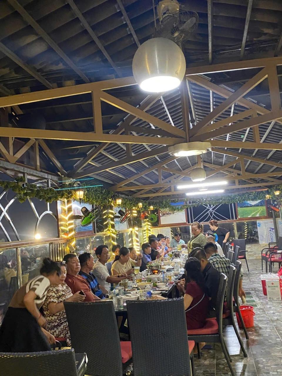 Thanh Dat Hotel Bac Lieu Esterno foto