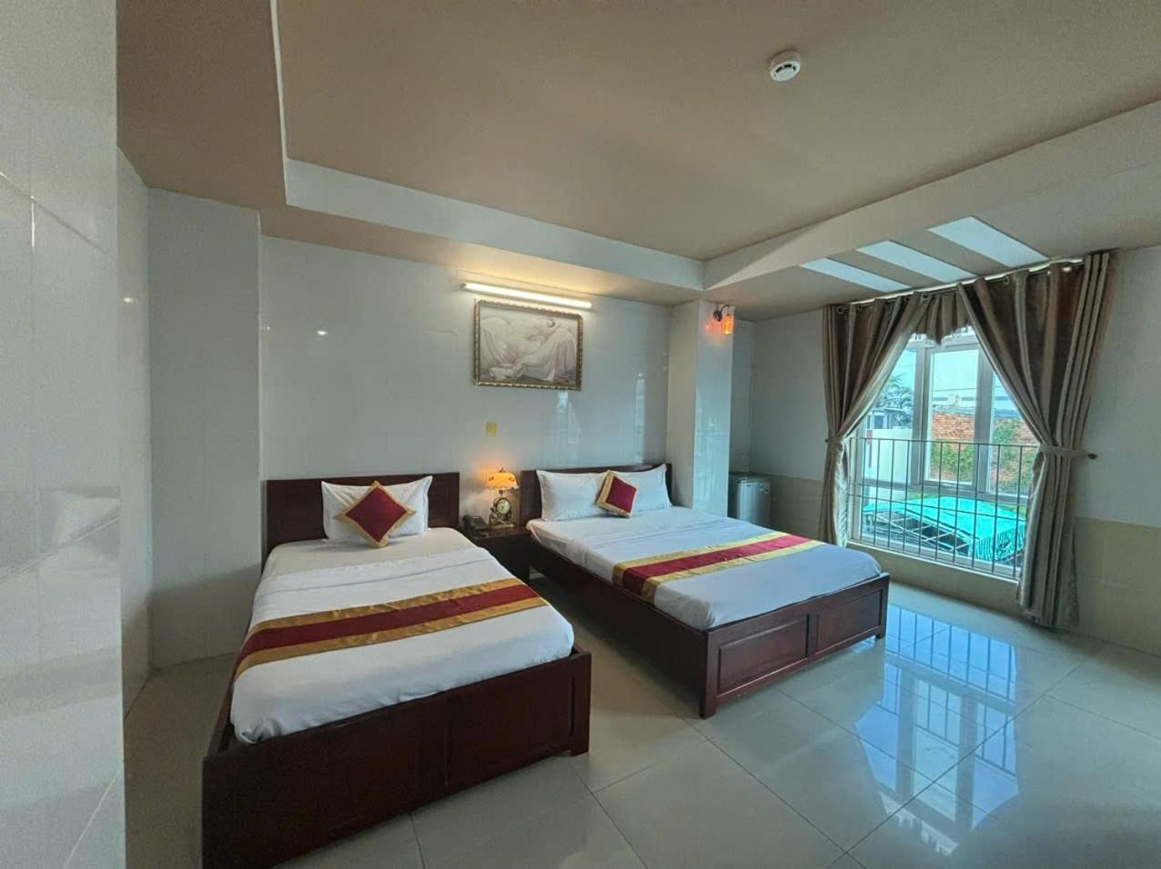 Thanh Dat Hotel Bac Lieu Esterno foto
