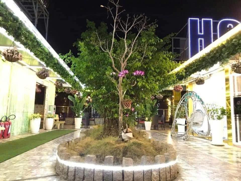 Thanh Dat Hotel Bac Lieu Esterno foto