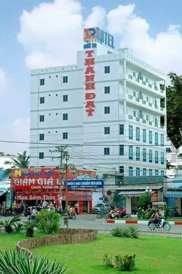 Thanh Dat Hotel Bac Lieu Esterno foto