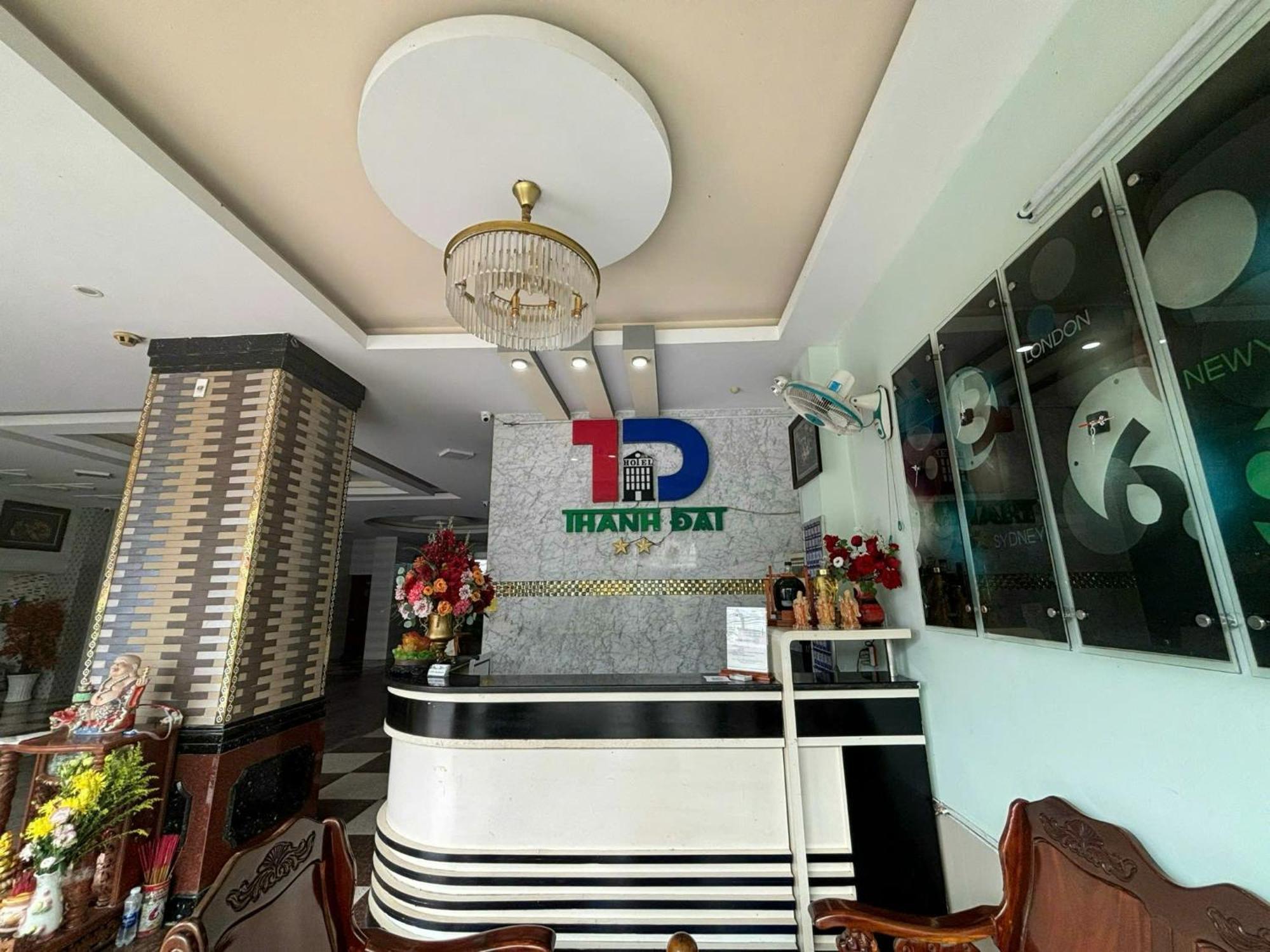 Thanh Dat Hotel Bac Lieu Esterno foto