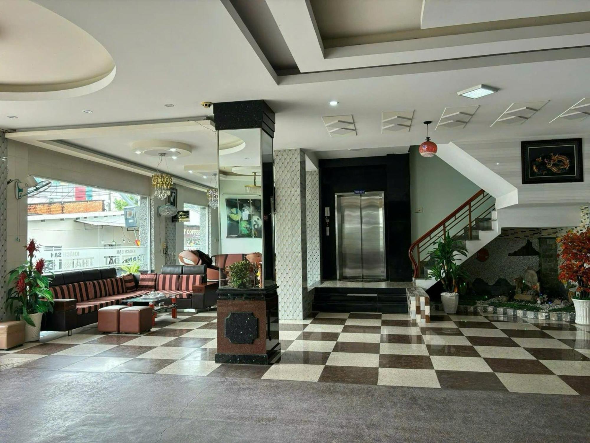 Thanh Dat Hotel Bac Lieu Esterno foto